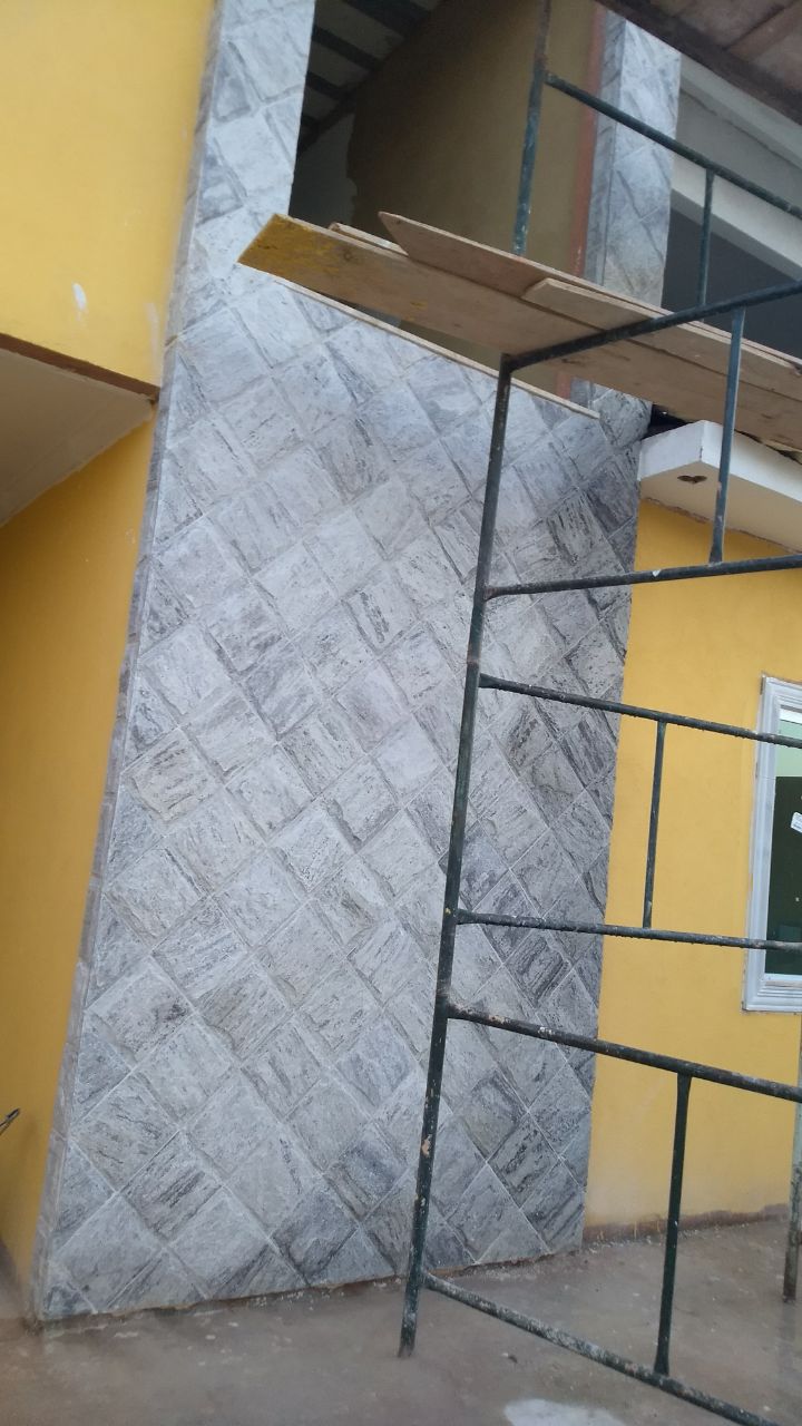 Lajinha 23 x 23 codorna branca almofadada
